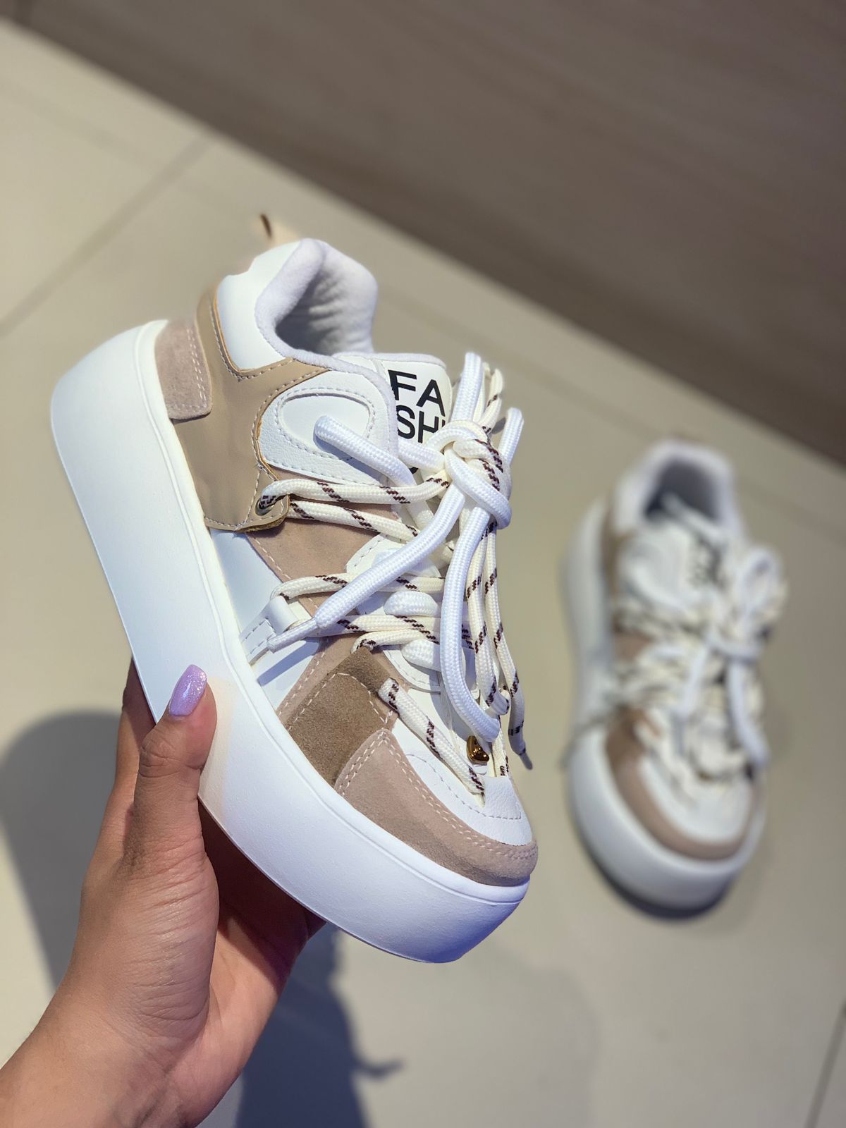 TENIS FASHION BEIGE